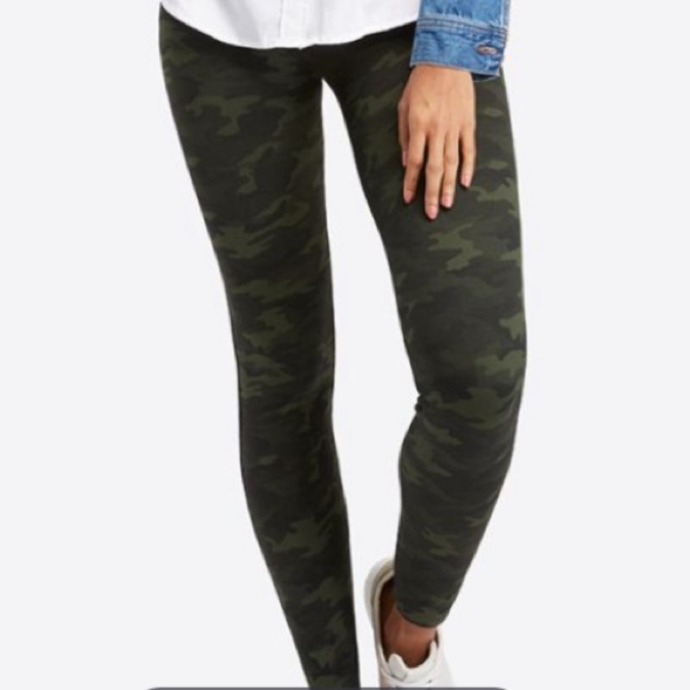 Spanx Seamless Camo Leggings